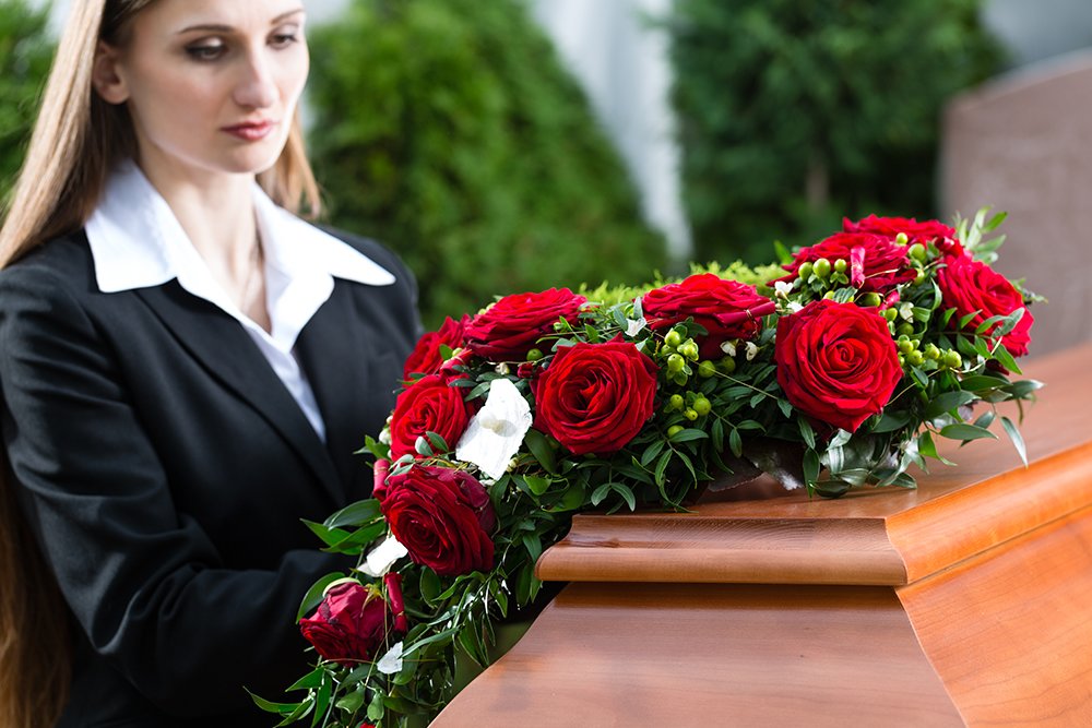 Do Some Women Serve As Pall Bearers At A Funeral?