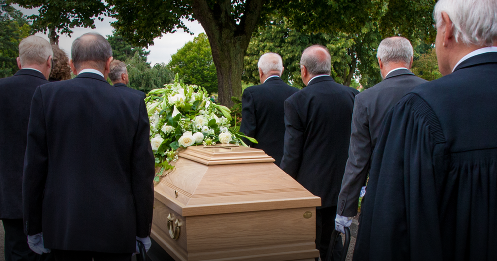 Who Can Serve As Pallbearers?